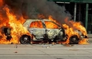 Զվարթնոց-Նորակերտ ճանապարհին Toyota Camry է այրվել․ վարորդն ու ուղևորը այրվածքներով հոսպիտալացվել են